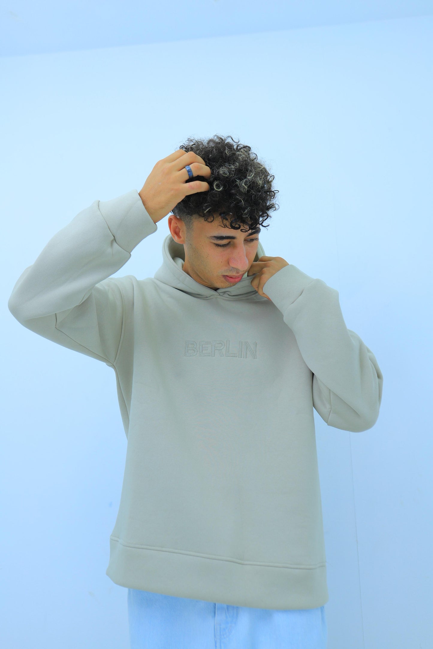 Betskor Men’s Hoodie – 70% Cotton Sponge Fabric | Premium Comfort & Style